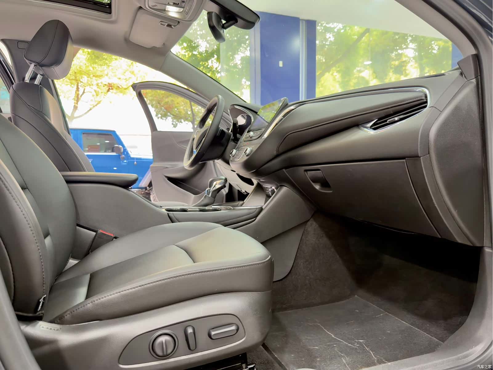 Chevrolet XL, 2023 13