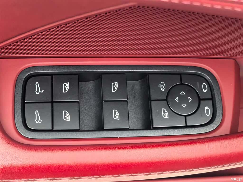 Porsche Panamera, 2023 29