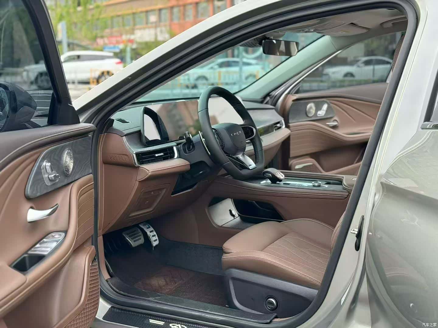 Chery Arrizo 8, 2024 4