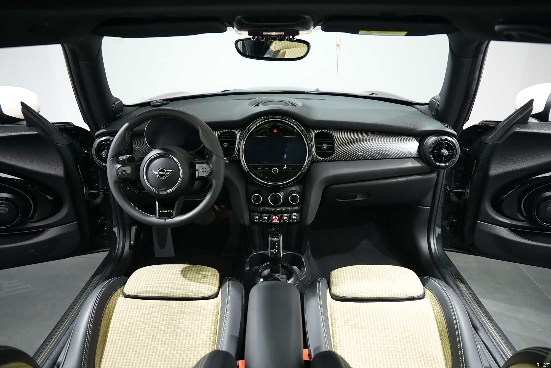 Mini Cooper, 2022 все фото