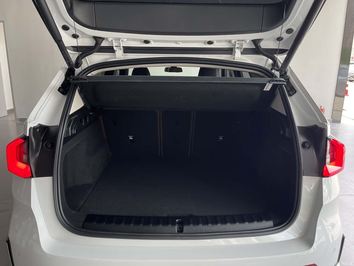 BMW X1, 2024 9