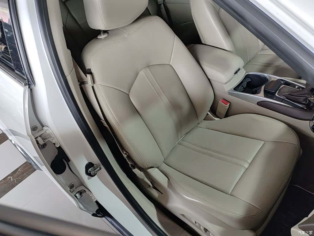 Cadillac SRX, 2014 25
