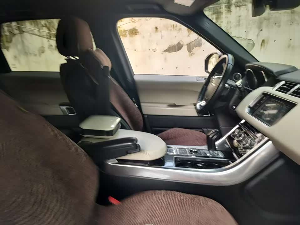 Land Rover Range Rover Sport Land Rover Range Rover Sport