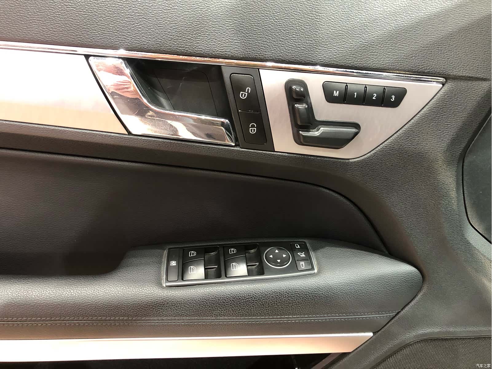 Mercedes-Benz E-Class, 2011 6