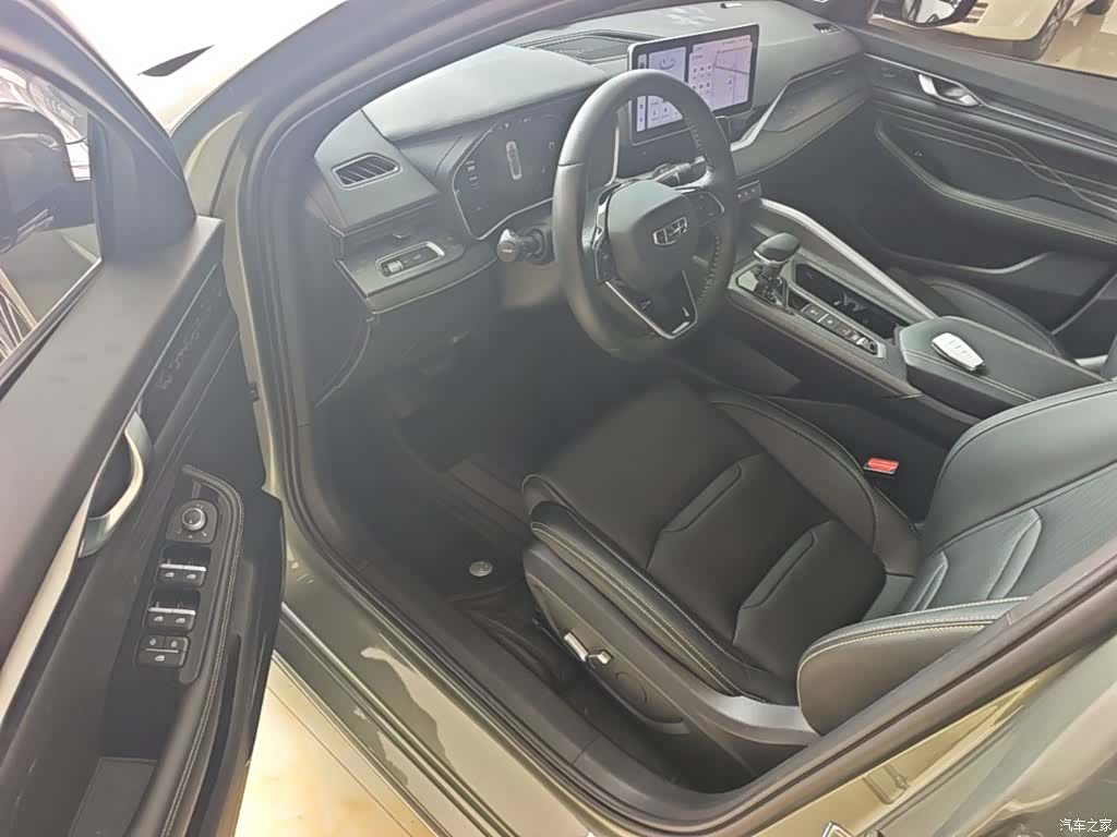 Geely Preface, 2024 16