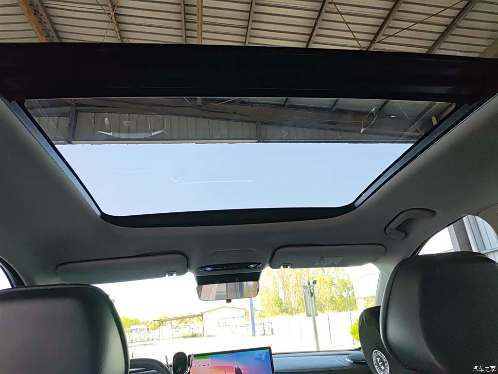 Geely Galaxy E5, 2025 18