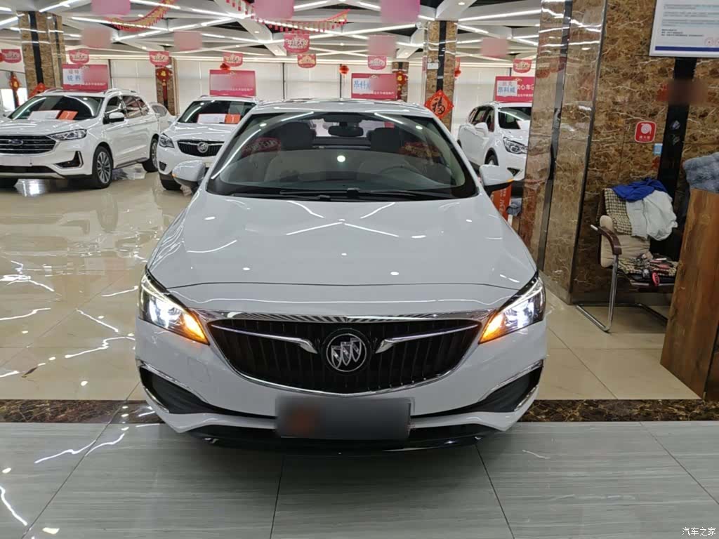 Buick Verano, 2018 3