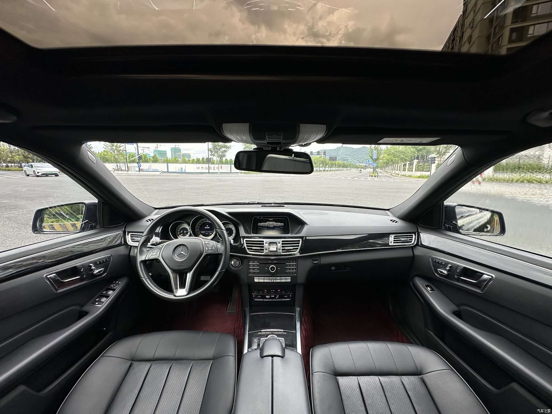 Mercedes-Benz E-Class, 2016 12