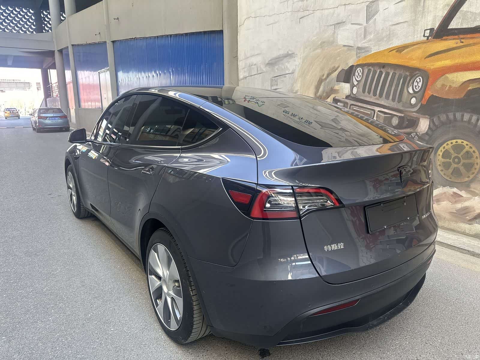 Tesla Model Y, 2023 6