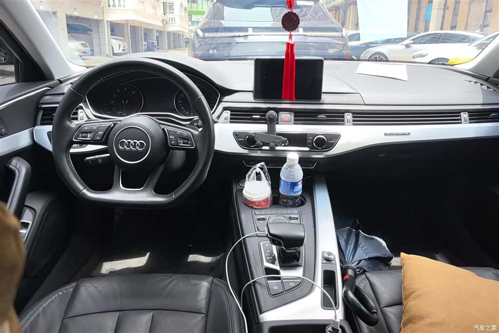 Audi A4L, 2019 12