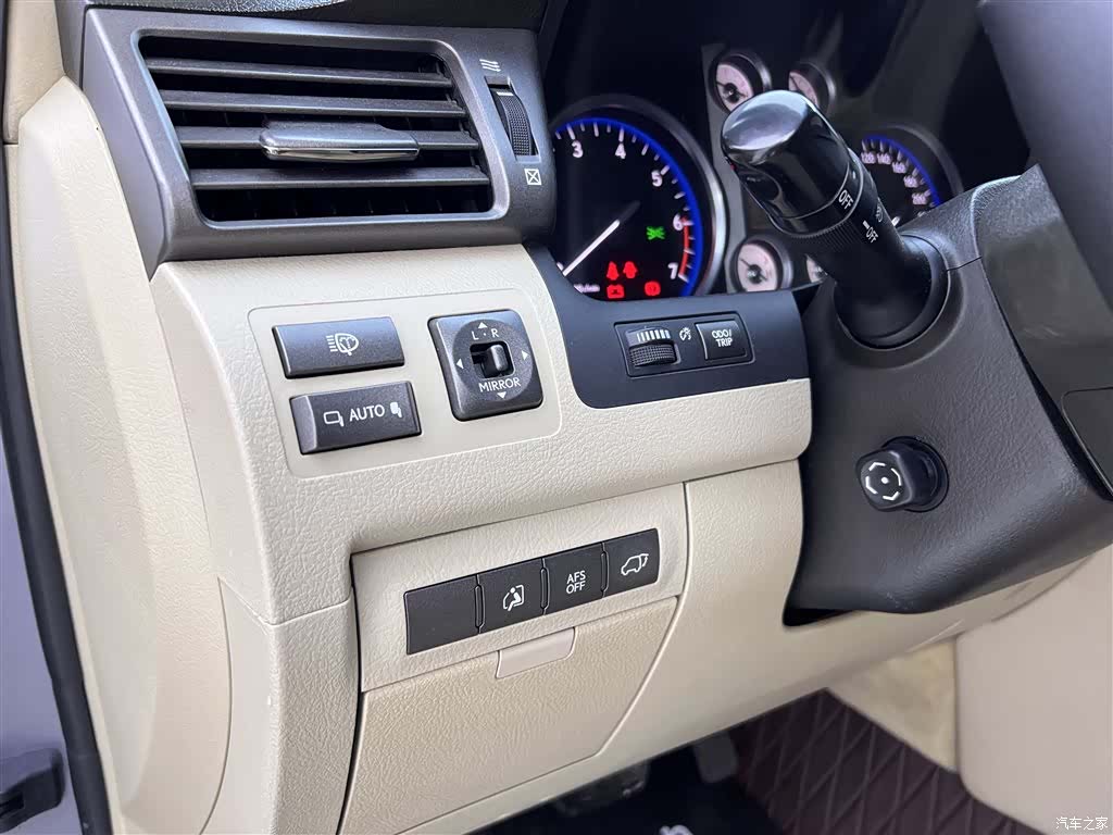 Lexus LX, 2008 22