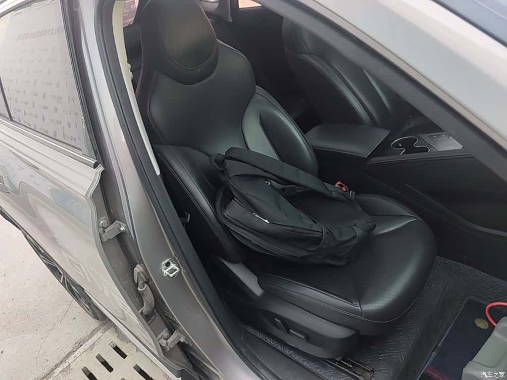 Roewe RX5, 2023 25