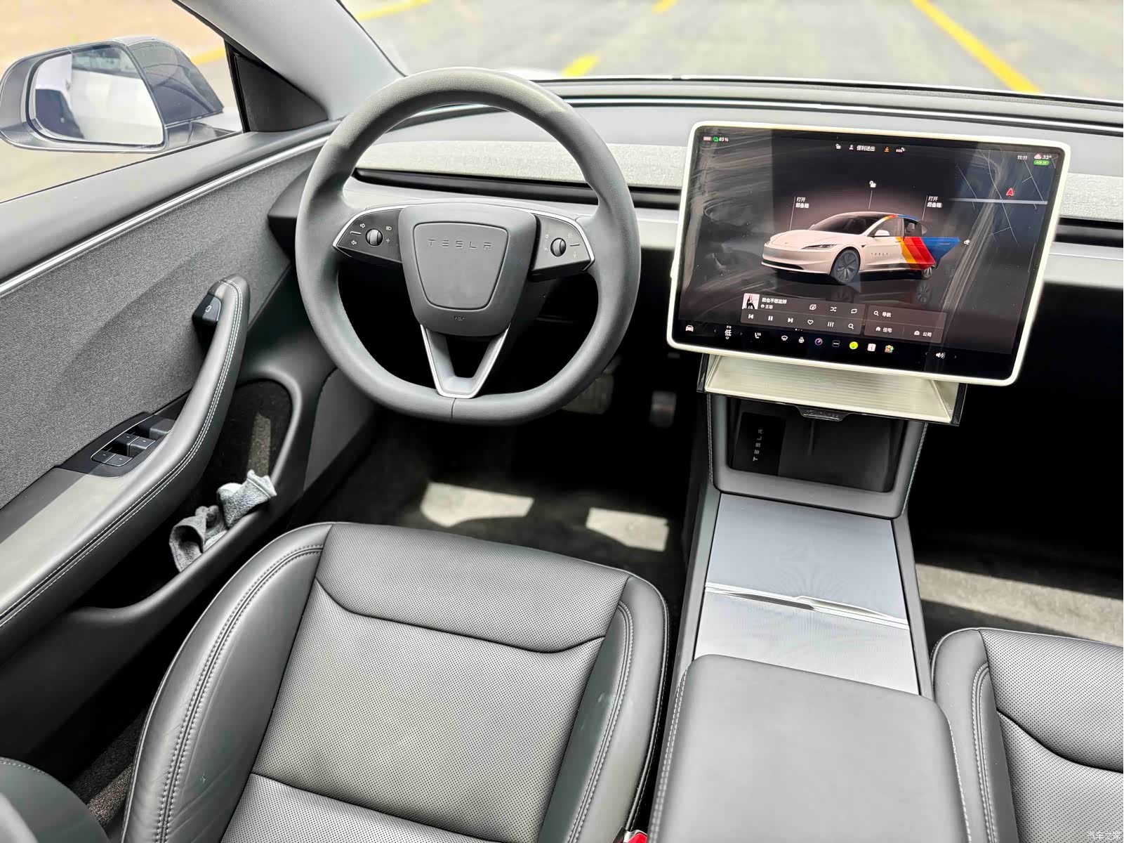 Tesla Model 3, 2024 10