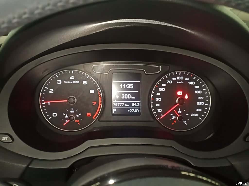 Audi Q3, 2018 12