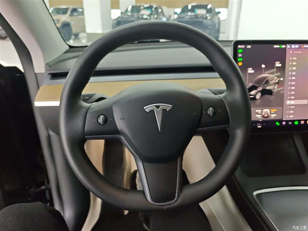 Tesla Model Y, 2023 11