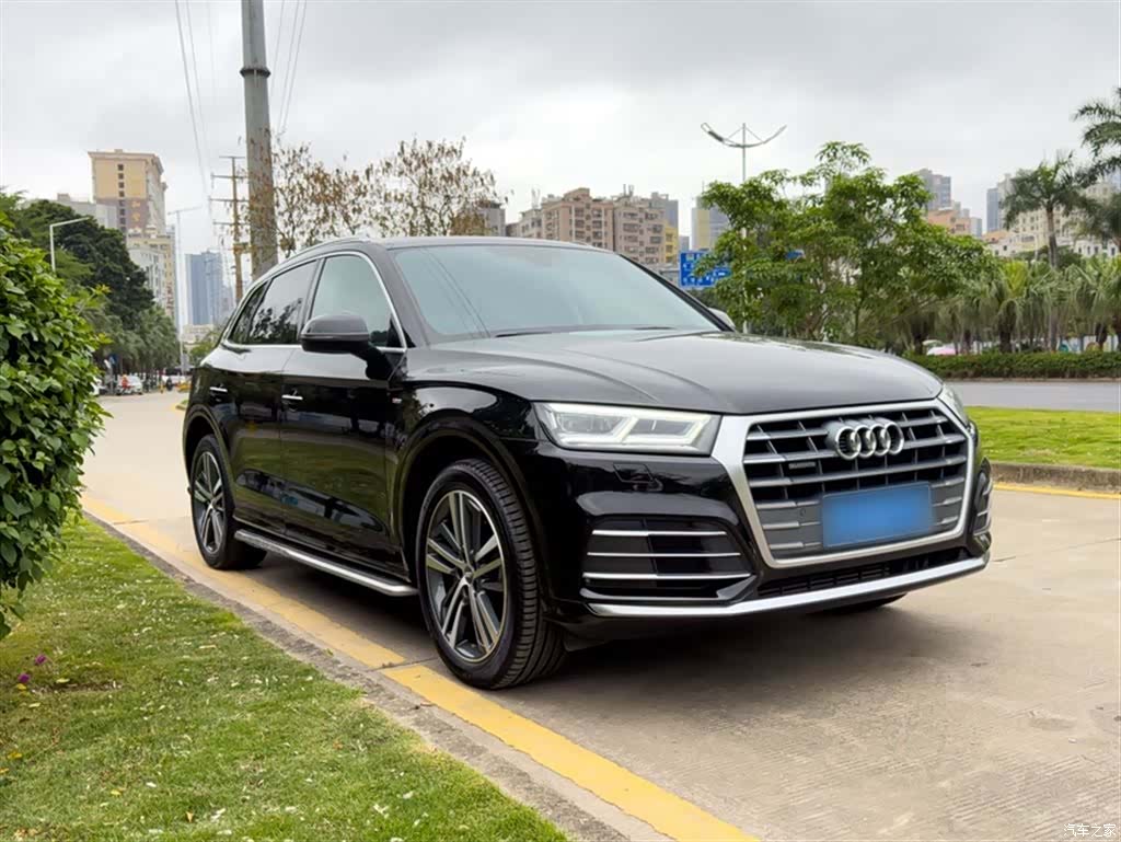 Audi Q5L, 2021 22