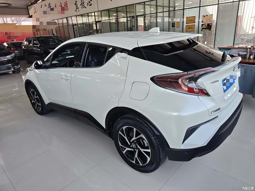 Toyota C-HR, 2020 7