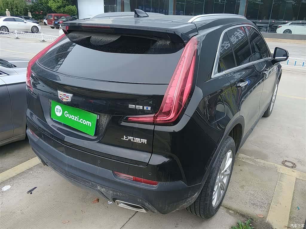 Cadillac XT4, 2022 все фото