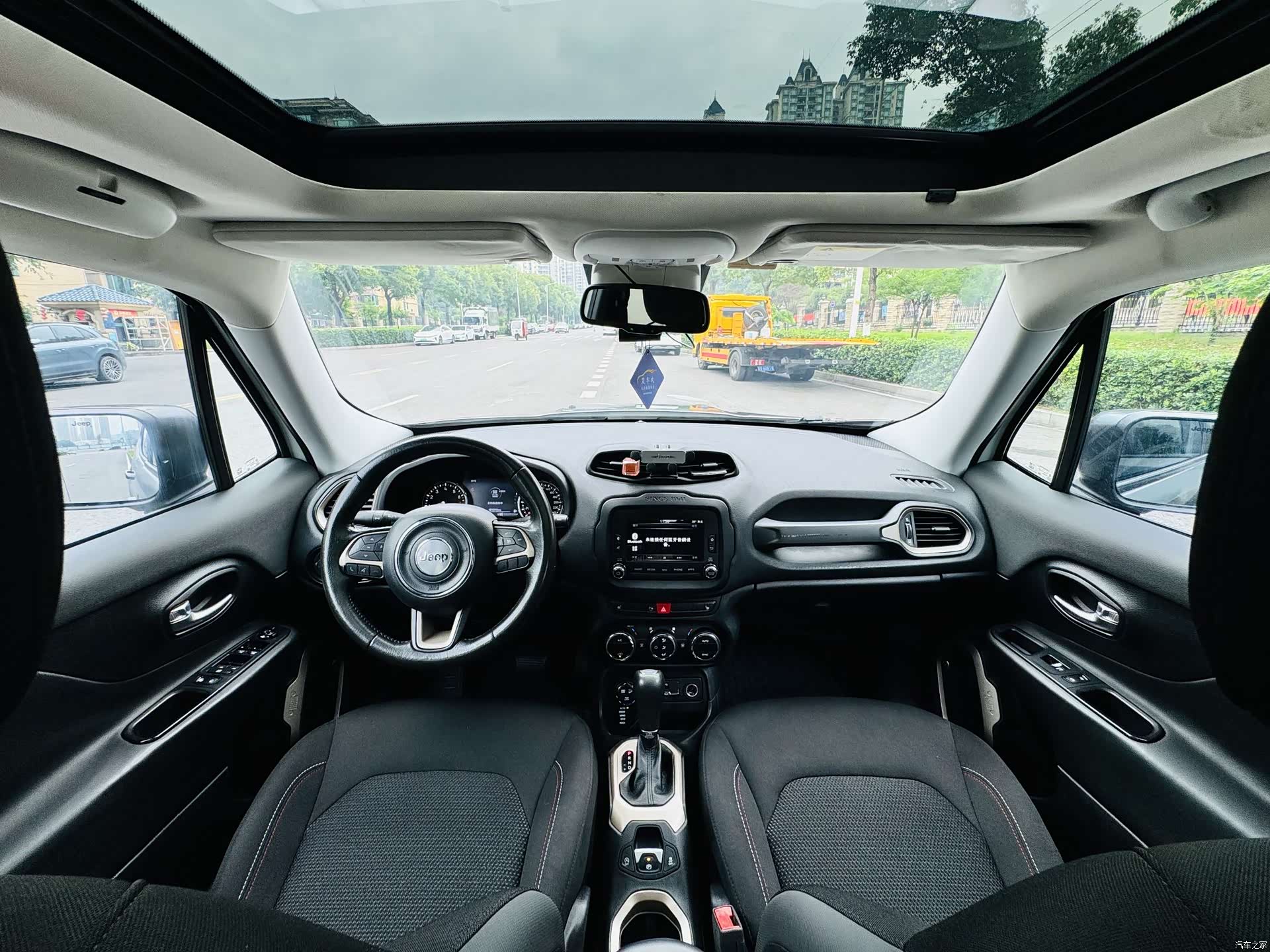 Jeep Renegade, 2016 4