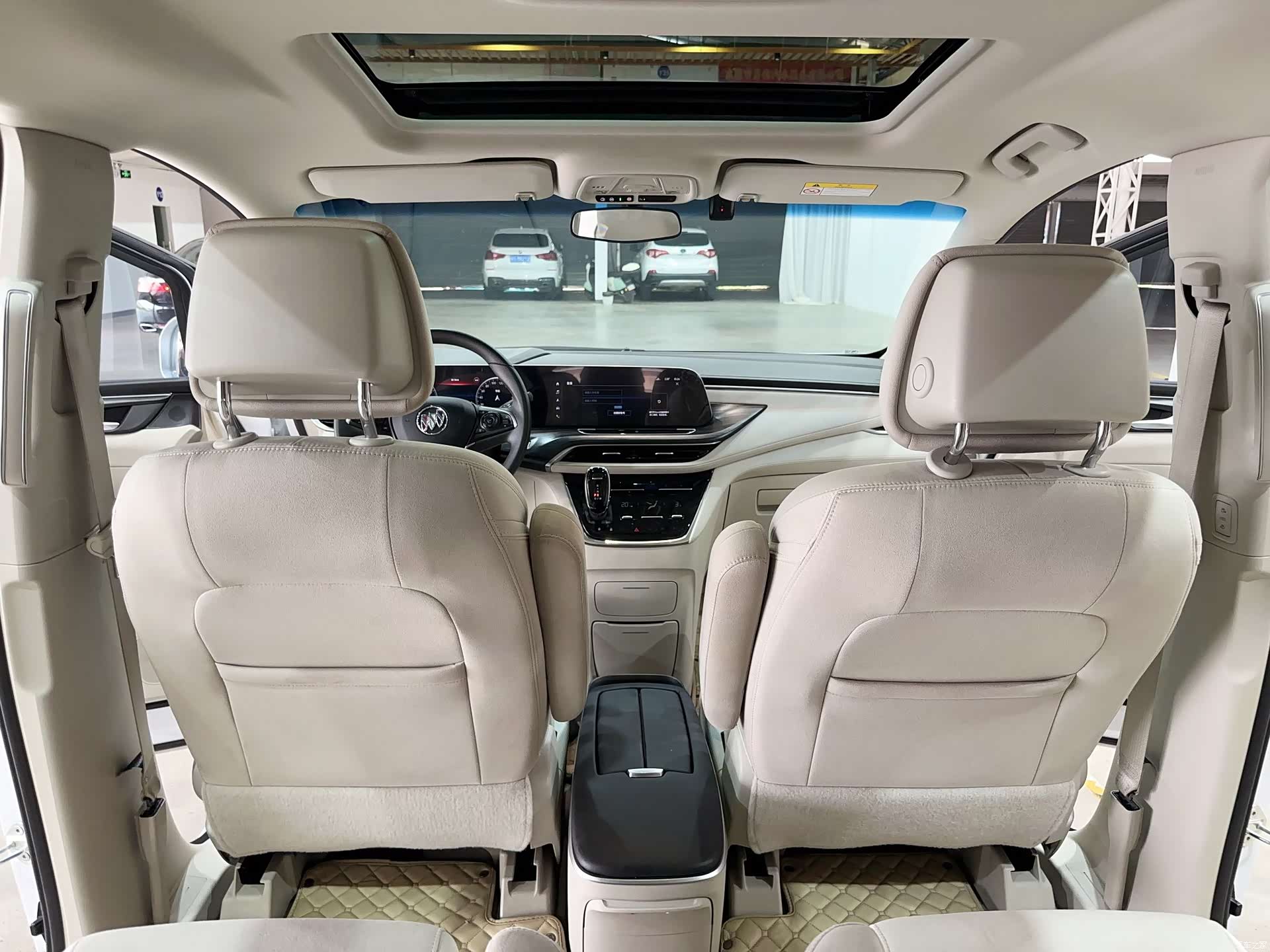 Buick GL8, 2021 13
