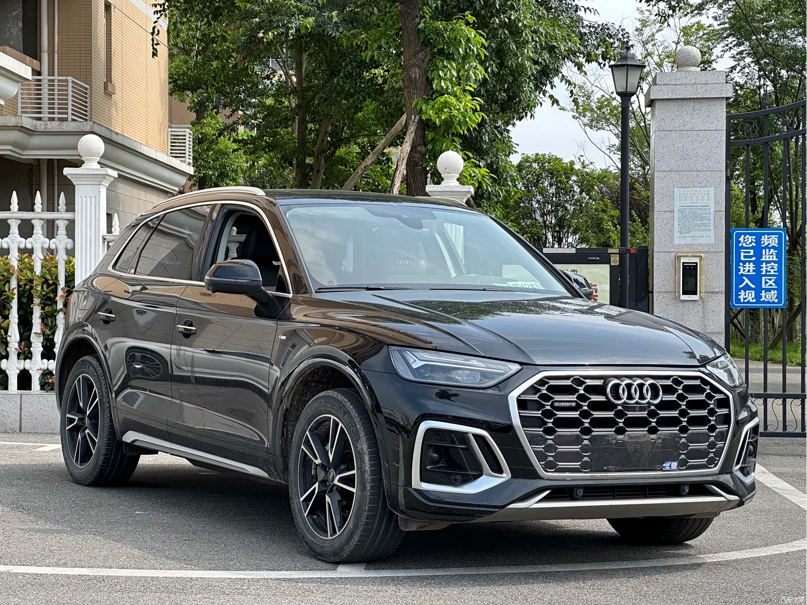 Audi Q5L, 2022 2