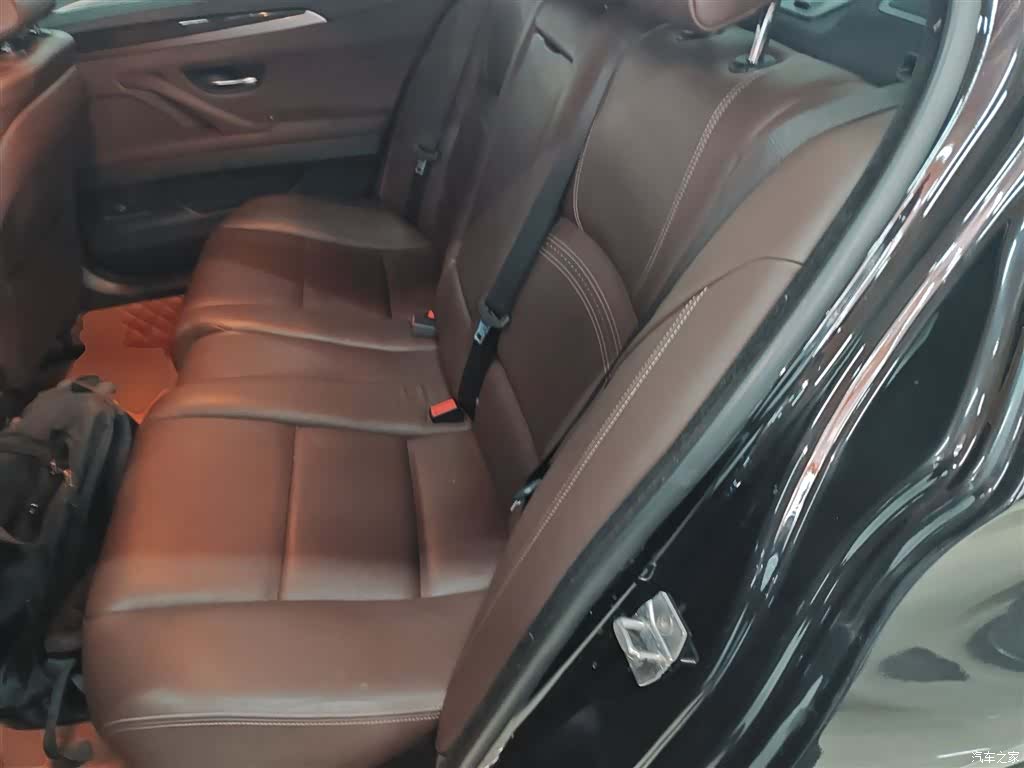 BMW 5 Series, 2017 13