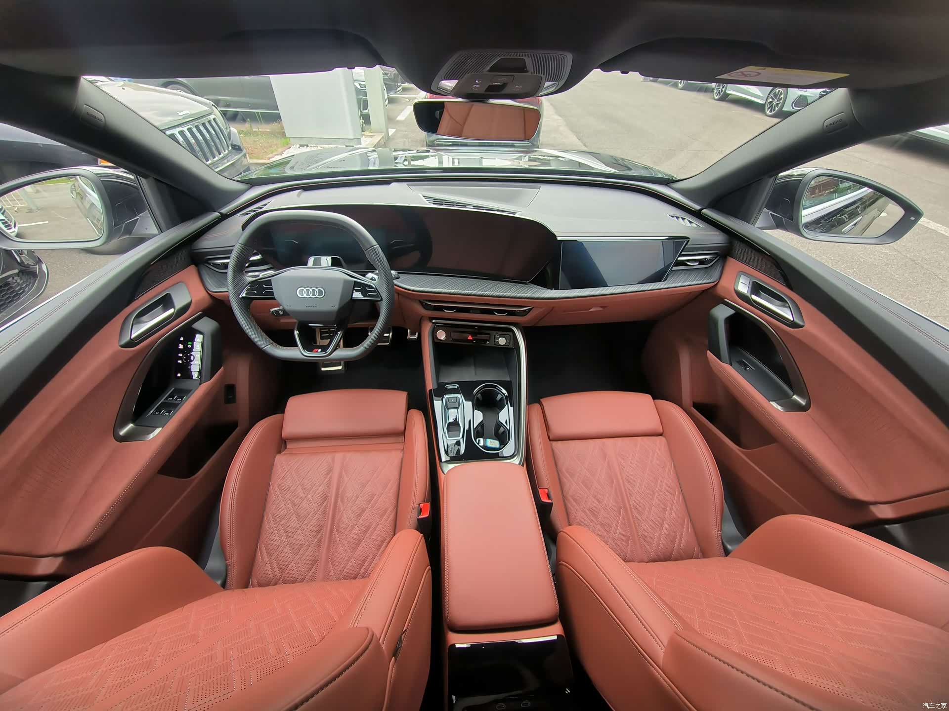 Audi Q5L, 2025 9