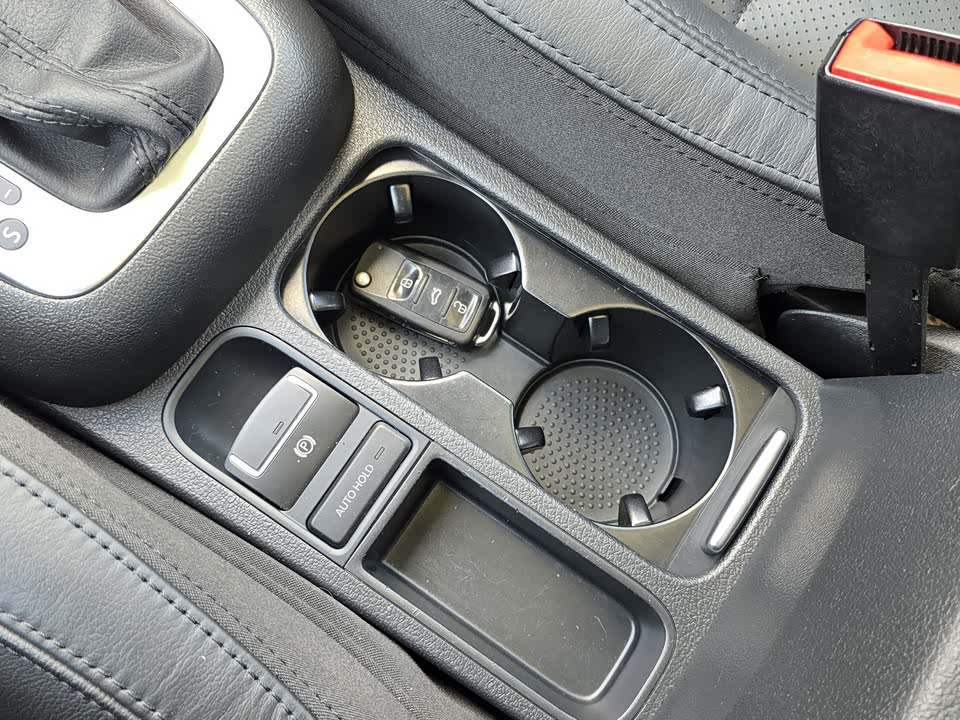 Volkswagen Tiguan Volkswagen Tiguan
