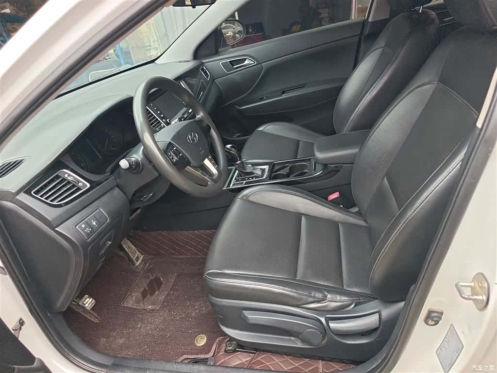 Hyundai GLS, 2016 15