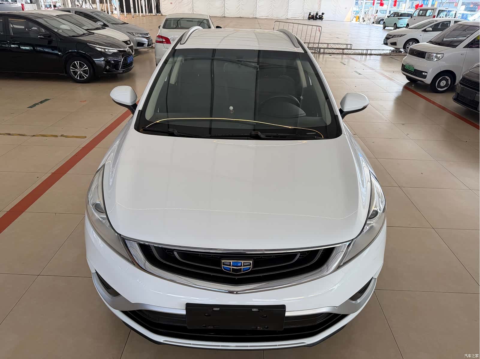 Geely Emgrand, 2017 3