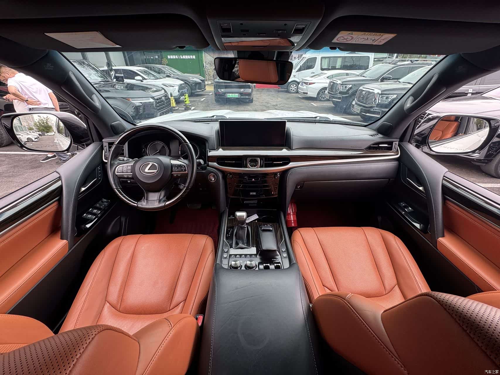 Lexus LX, 2020 6
