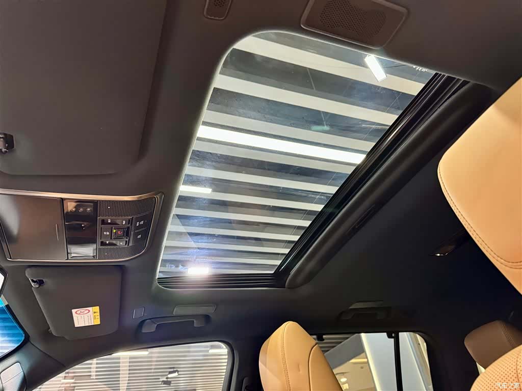 Lexus LX, 2025 26