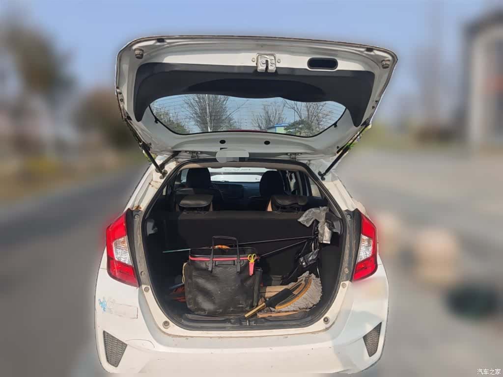 Honda Fit, 2016 10