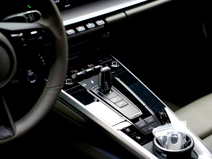 Porsche 911 2023, фото 15