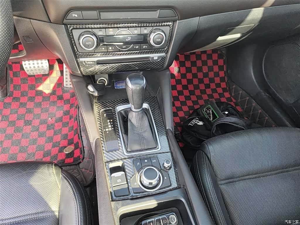 Mazda Atenza, 2017 13