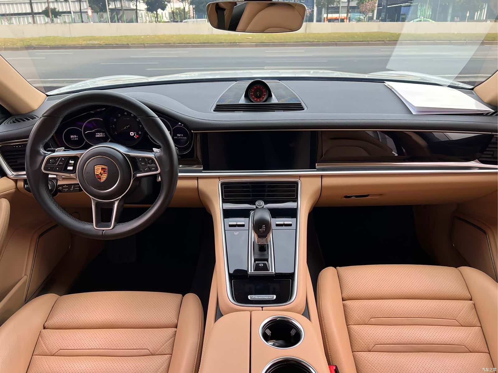 Porsche Panamera, 2018 11