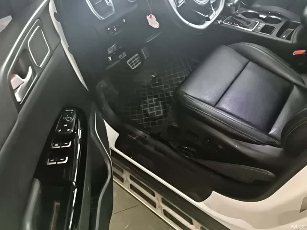 Kia KX5, 2016 16