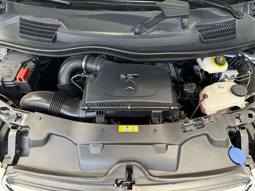 Mercedes-Benz V-Class, 2020 4