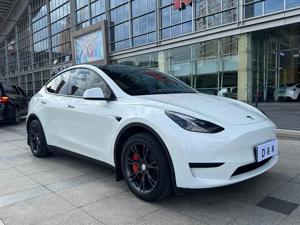 Tesla Model Y Tesla Model Y