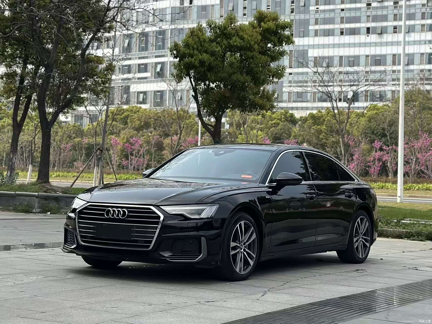 Audi A6L, 2019 1