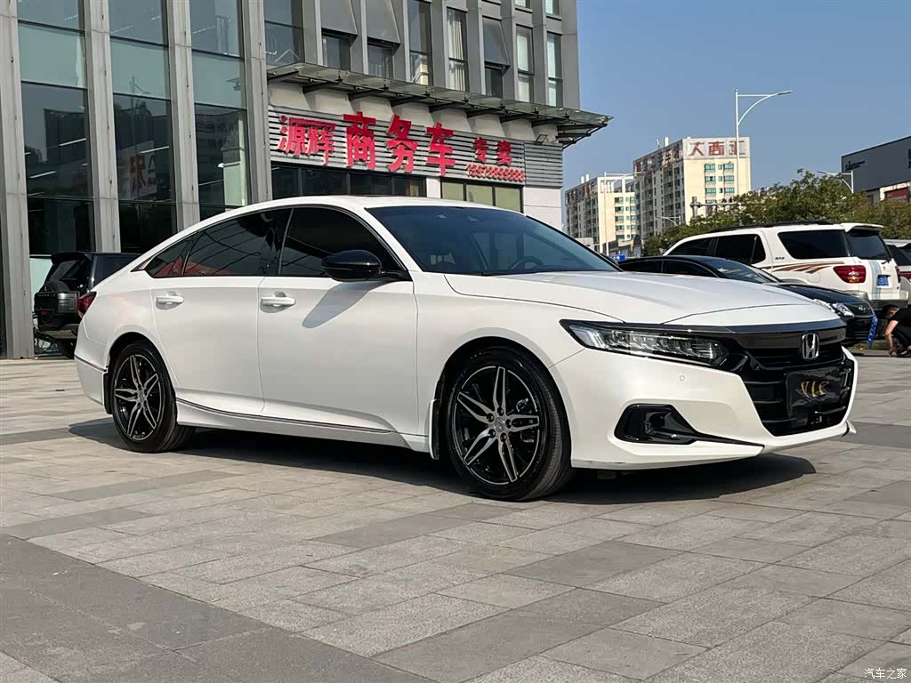 Honda Accord, 2022 3