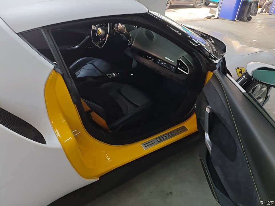 Ferrari 296, 2023 11