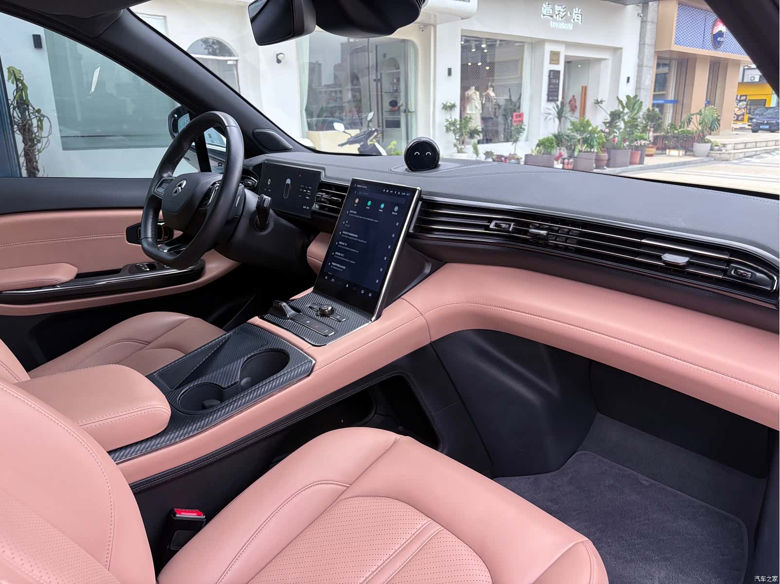 NIO ES6, 2022 12