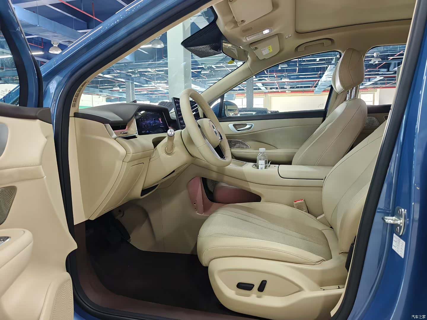 SAIC ShangJie H5, 2025 7