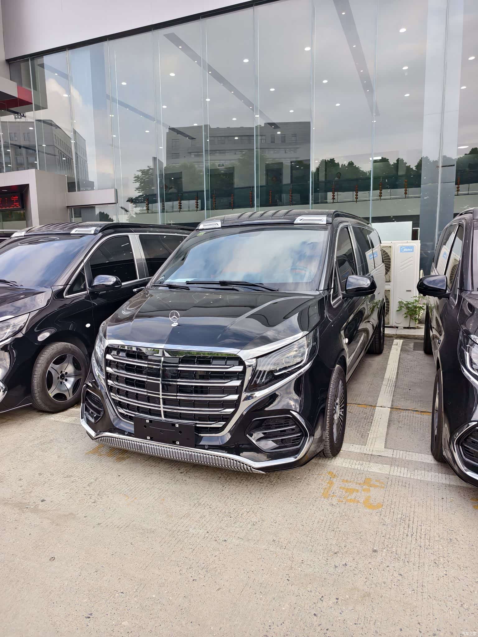 Mercedes-Benz 7