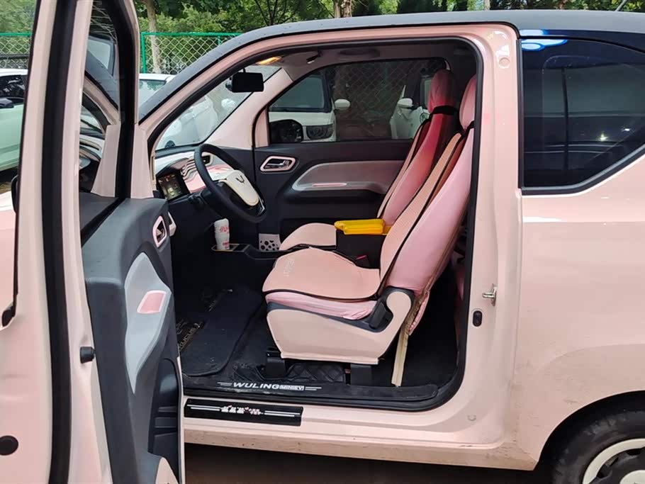 Wuling Hongguang MINIEV Wuling Hongguang MINIEV