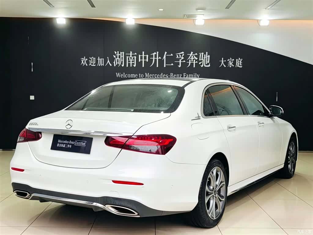 Mercedes-Benz E-Class, 2022 12