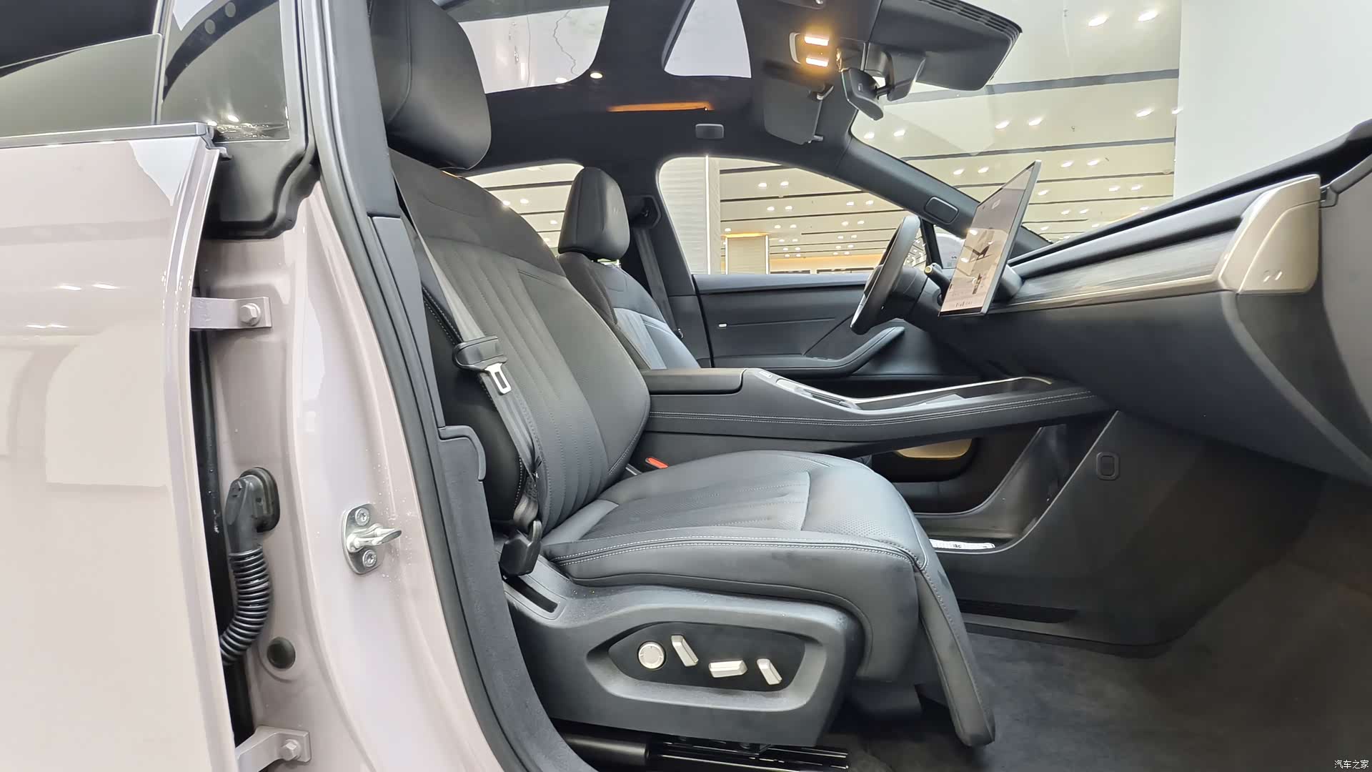 NIO L60, 2025 8