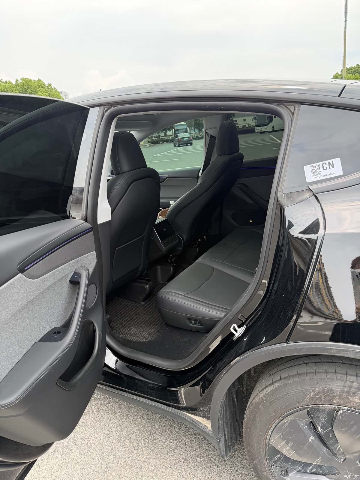 Tesla Model Y, 2026 8
