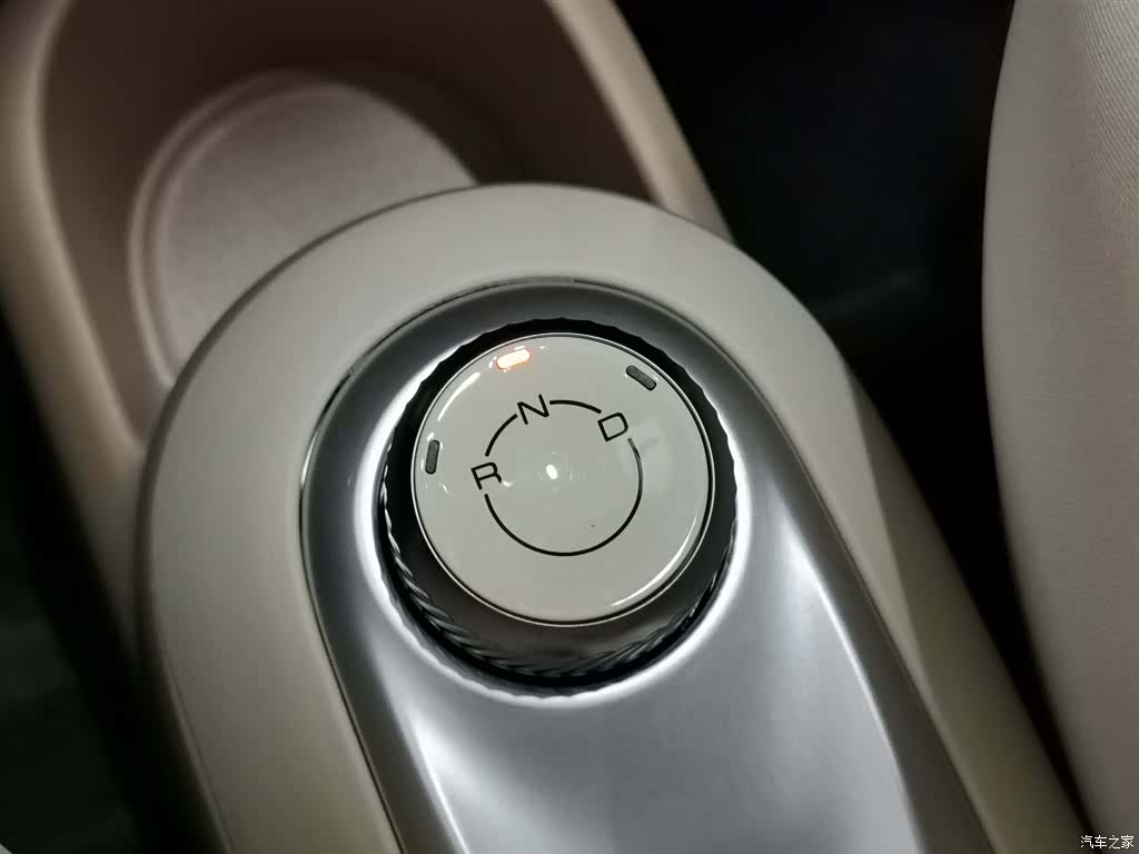 Wuling MINIEV, 2025 13